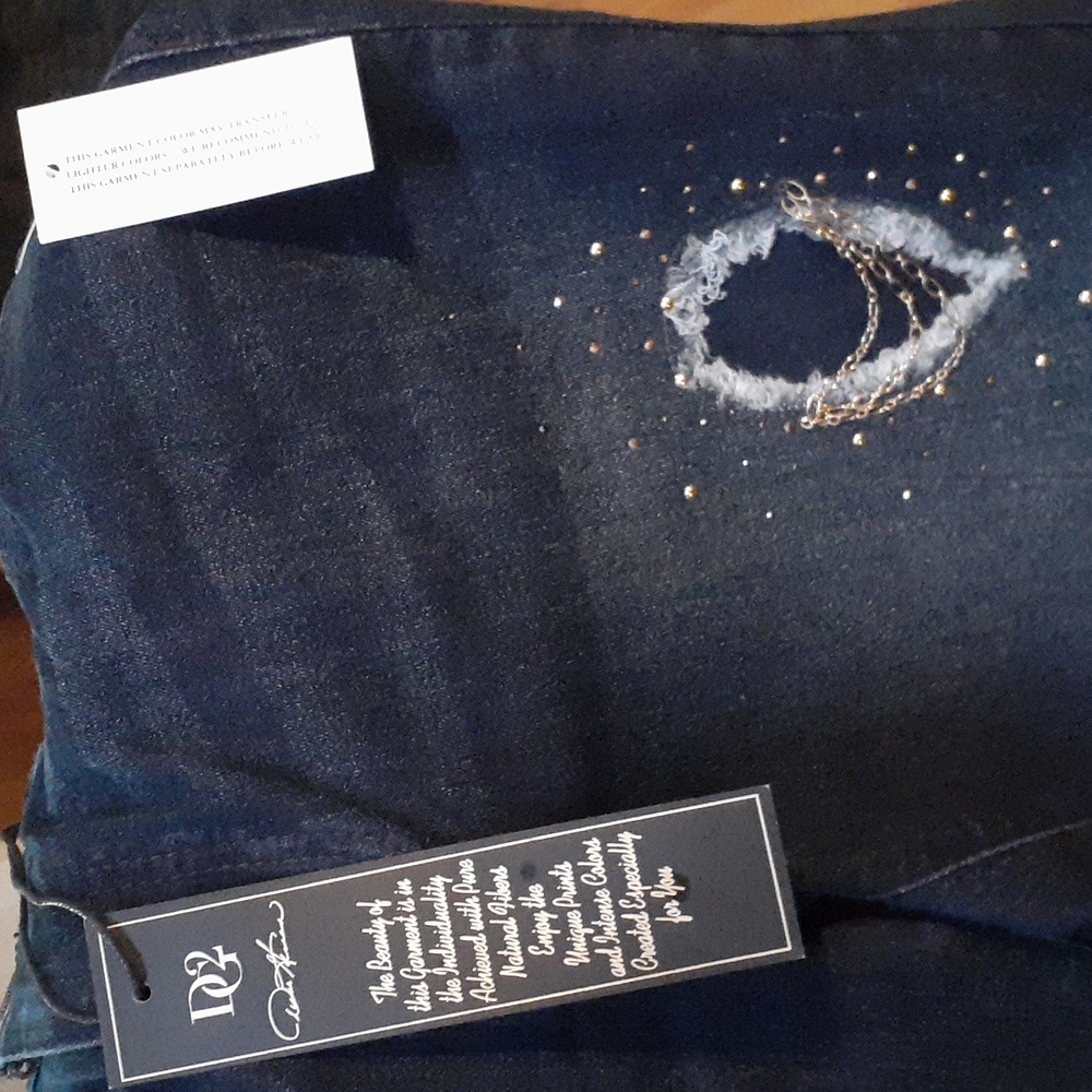Jeans - Picture 2 of 9